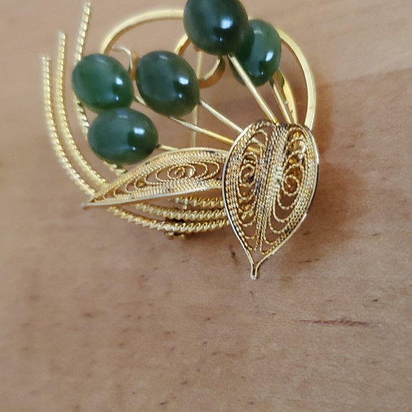 Genuine Jade and Rhinestone Goldtone Brooch only - Picture 3 of 8